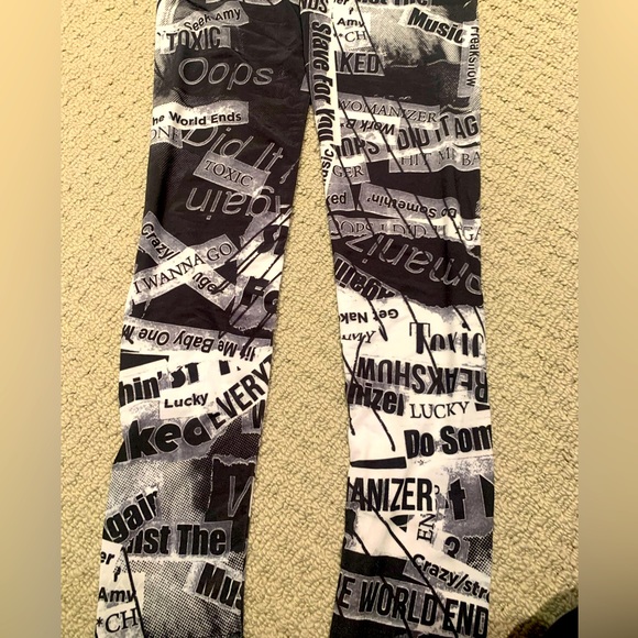 Britney Spears Leggings - Picture 4 of 5